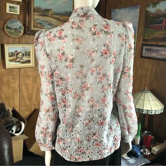 Floral Cottagecore Eyelet Blouse - Picture 3 of 6
